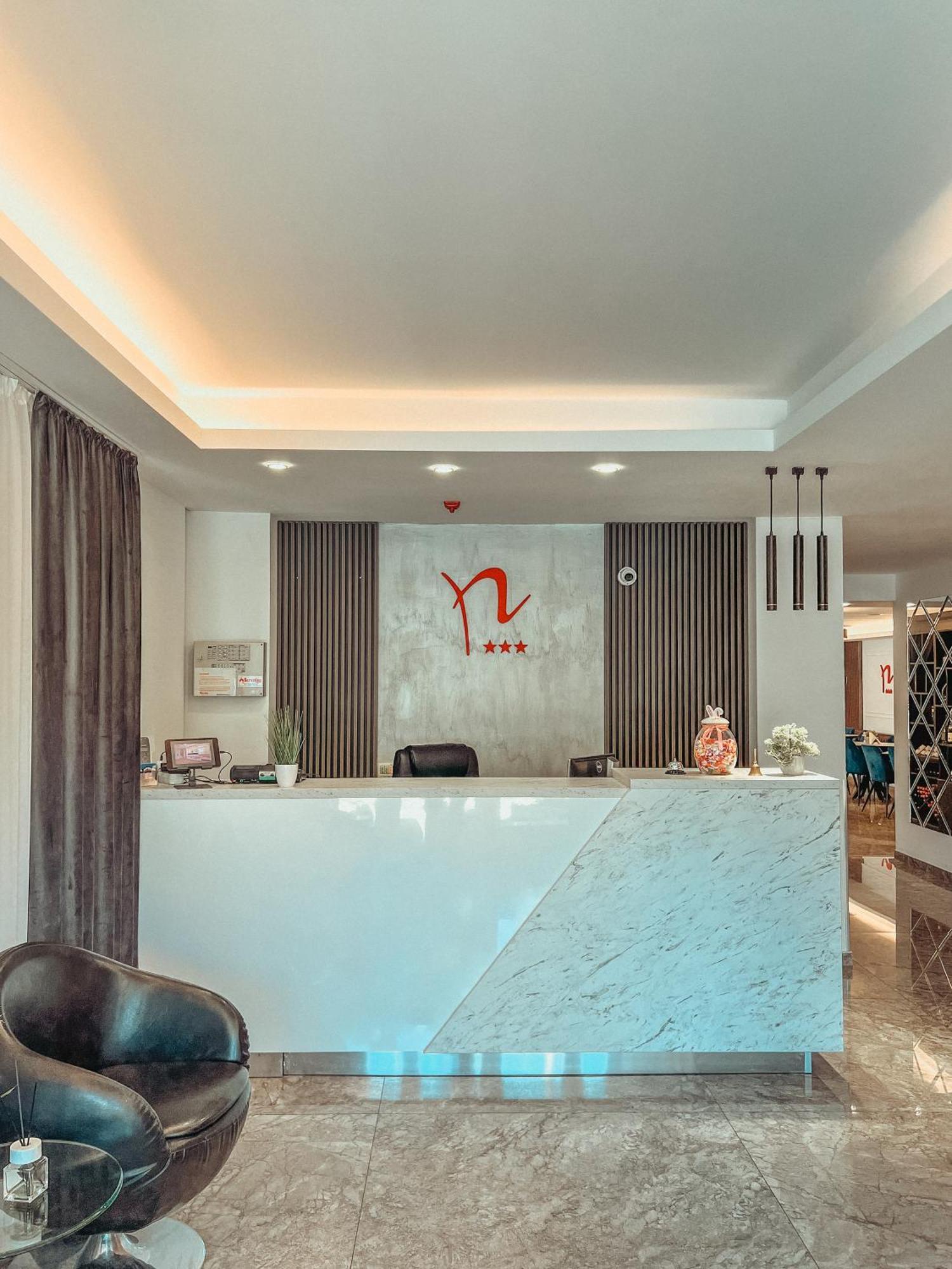 Hotel Neon Timisoara Exterior foto